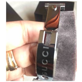 Gucci-Quartz Watches-Metallic