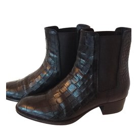 Saint Laurent-Ankle boots-Black