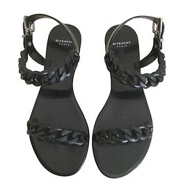 Sandálias Givenchy de borracha preta Preto
