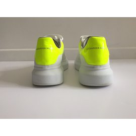 alexander mcqueen blanche et jaune