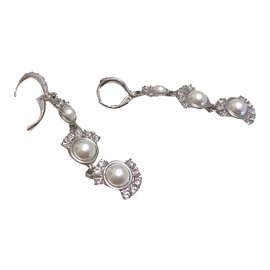 Givenchy-Earrings-Silvery,White