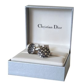 Dior-Cufflinks-Silvery