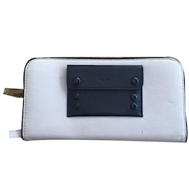 Chloé-wallets-Beige