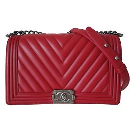 Chanel JUNGE CHEVRON Rot