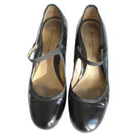 Balenciaga-Heels-Black