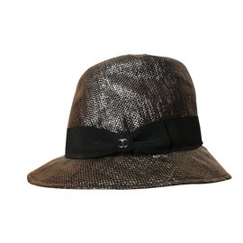 Chapéu Chanel Cinza Cinza