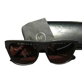 Alexander Mcqueen-Sunglasses-Black