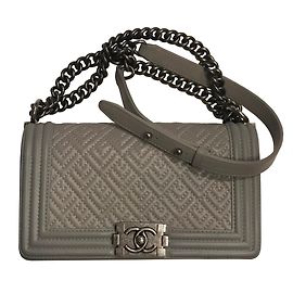 Chanel Boy Gris