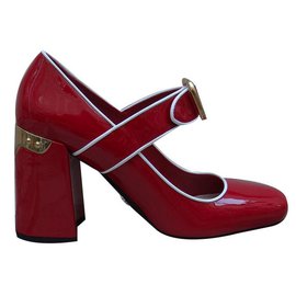 Prada Tacones Blanco Roja