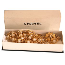 Chanel-cinture-D'oro