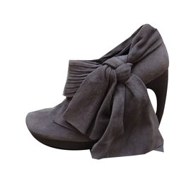 Balenciaga-Heels-Grey