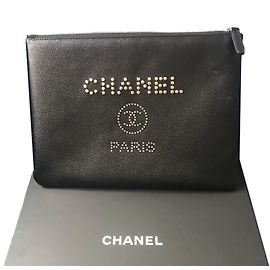Chanel Deauville clutch bag Black