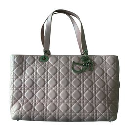 Dior-Handbags-Pink