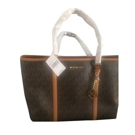 Michael Kors-Totes-Brown