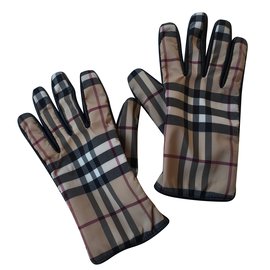 Burberry Luvas Multicor