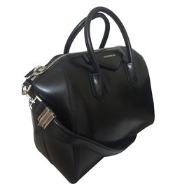 Givenchy-ANTIGONA MÉDIO-Preto