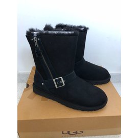 Ugg-Ankle boots-Black