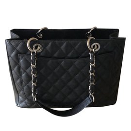 Chanel-Caviar GST-Black