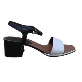Marni-sandals-Black,White