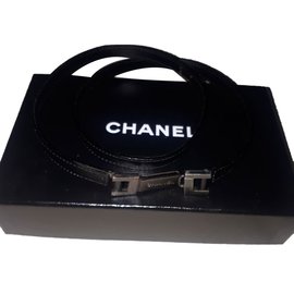 Cinto Chanel de couro preto 80 cm Preto