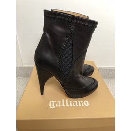 Galliano-Botas de tornozelo-Preto