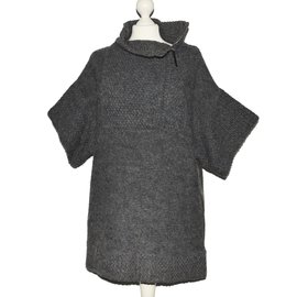 By Malene Birger Strickwaren Grau