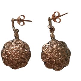 Autre Marque-Antique Georgian Rose-cut Diamond Earrings in 18K Gold-Golden