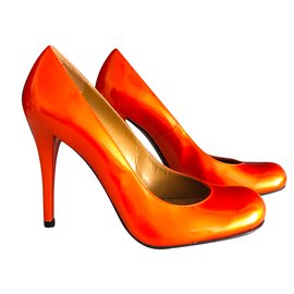 Stuart Weitzman-Bombas-Laranja