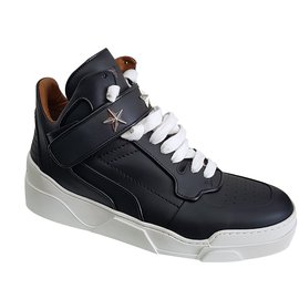 Givenchy-sneakers-Black