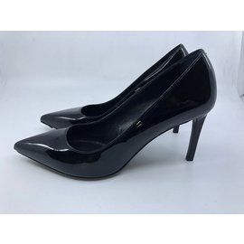 Yves Saint Laurent-Tacones-Negro