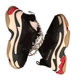 second hand triple s