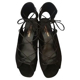 Saint Laurent Sandali stringati in pelle scamosciata Nero