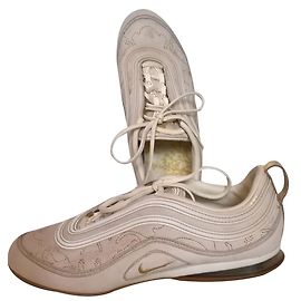 Nike White Leather Sneakers 38 EU White