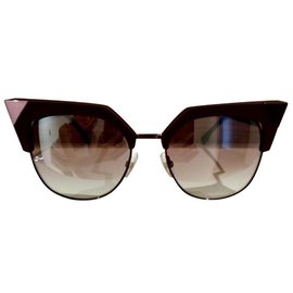 Fendi-Sunglasses-Dark red