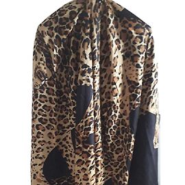 Yves Saint Laurent chal Estampado de leopardo