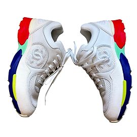 Chanel Sapatilhas Branco Multicor