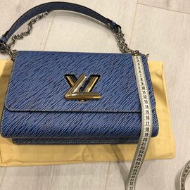 Louis Vuitton-Twist GM denim light epi leather-Blue