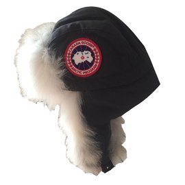 Canada Goose Hüte Anthrazitgrau