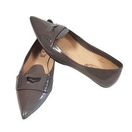 Tod's-Flats-Taupe