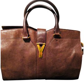 Yves Saint Laurent Sac à main CHYC Marron foncé