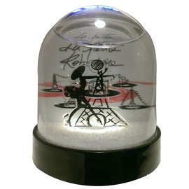 Autre Marque Guerlain Outro