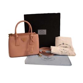 Sac à main Prada en cuir Saffiano rose Rose