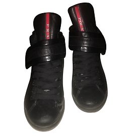 Tênis Prada de couro preto Preto