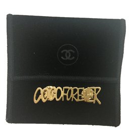 Chanel-Pin de ouro-Dourado