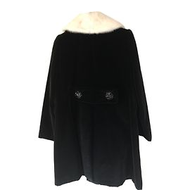 Marc Jacobs Schöner kurzer Abendmantel Schwarz