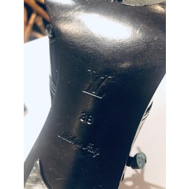 Louis Vuitton-Low boots manga black edition-Black