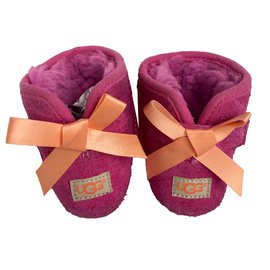 Ugg-Boots-Orange,Fuschia