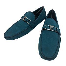 Mocassins Louis Vuitton modèle Hockenheim en daim azur , taille 44,5, état neuf ! Bleu clair