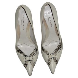 Balenciaga-Heels-Cream