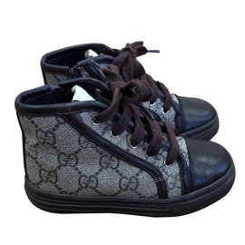 Gucci-Hi top trainers-Brown